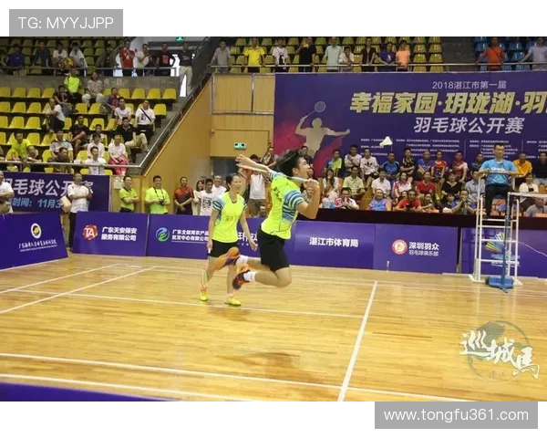 成都羽毛球队与深圳羽毛球队赛后复盘团队协作的成功与不足分析